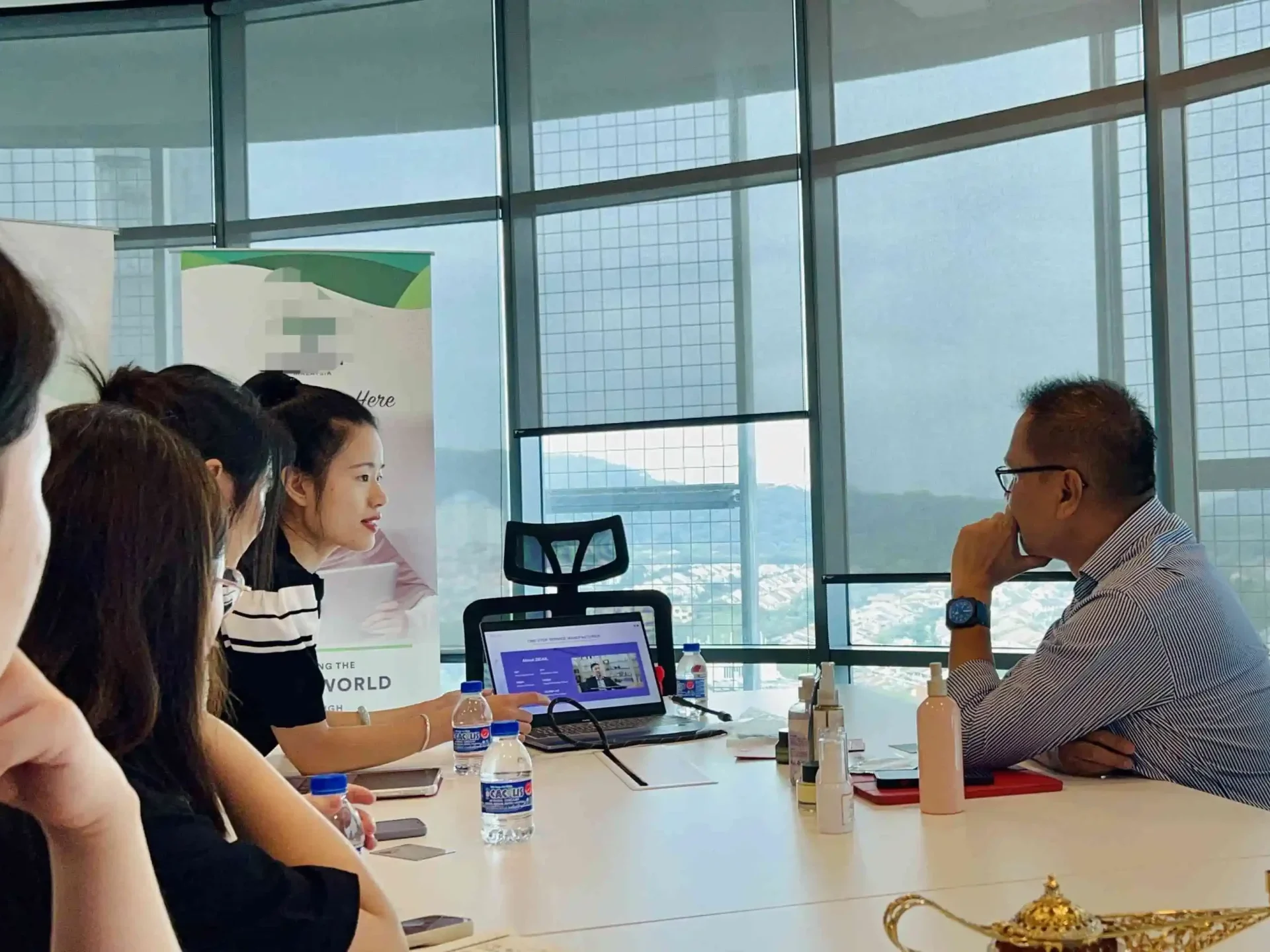 Zicail team providing after sales project support in client meeting - Zicail Beauty - Zicail Beauty Zicail team providing after sales project support in client meeting - <trp-post-container data-trp-post-id='283'>Brightening Skincare Solutions</trp-post-container> - Zicail Beauty